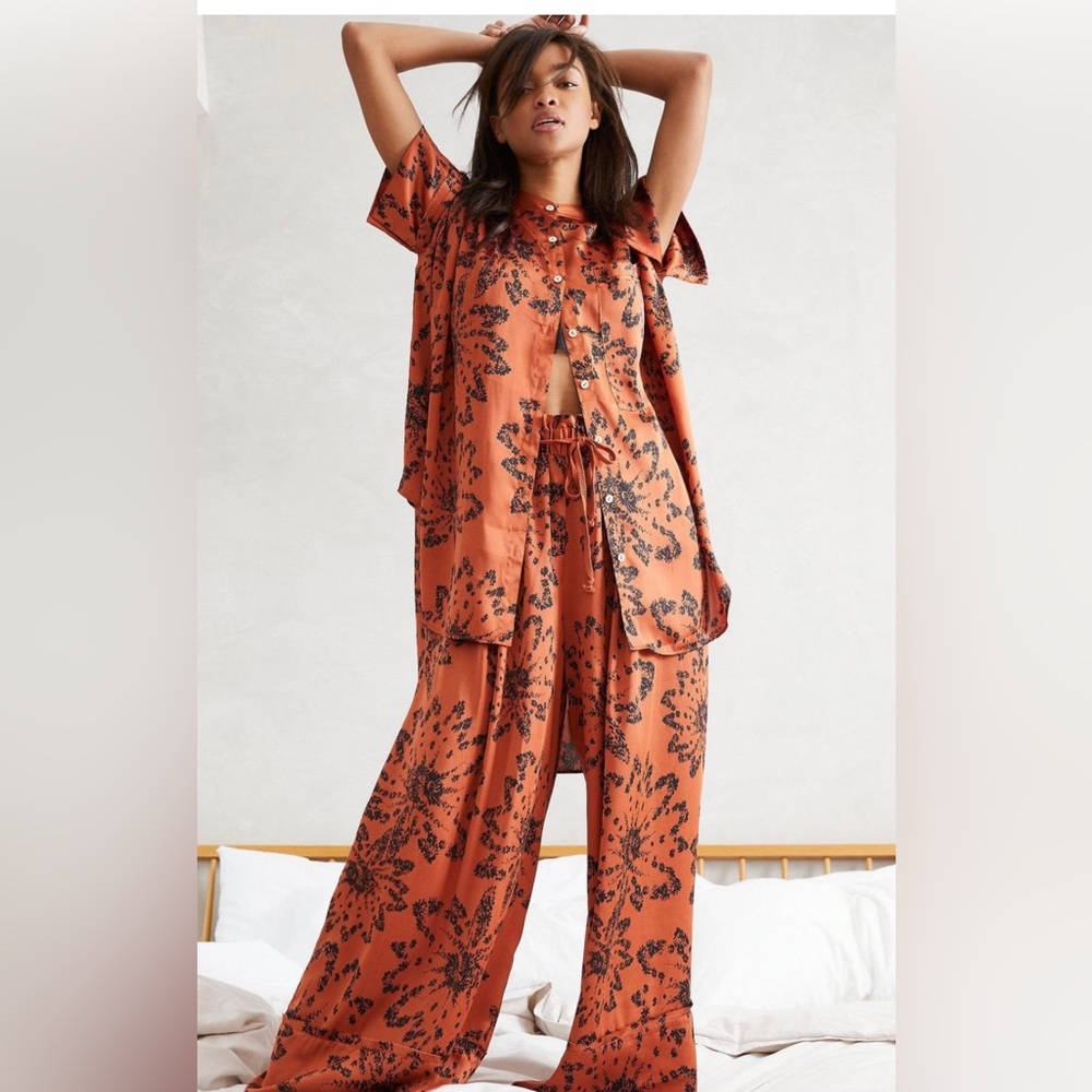 Free People Goddess shirt and lounge pants set